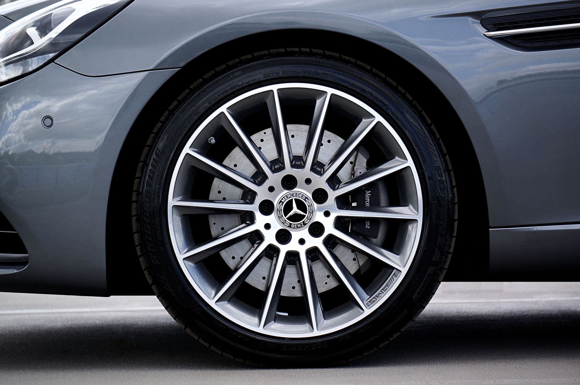 pneu continental linha EcoContact tecnologia alemã frenagem em chuva